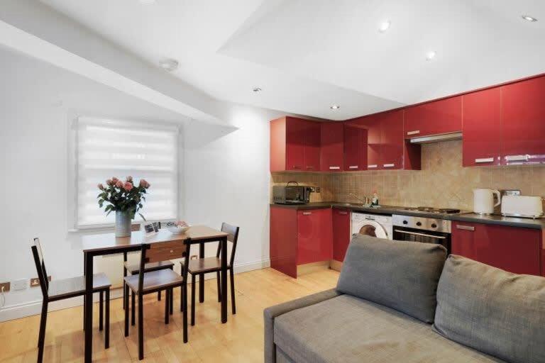 New Soho Loft - Apt 3 By Indigo Flats Лондон Екстериор снимка